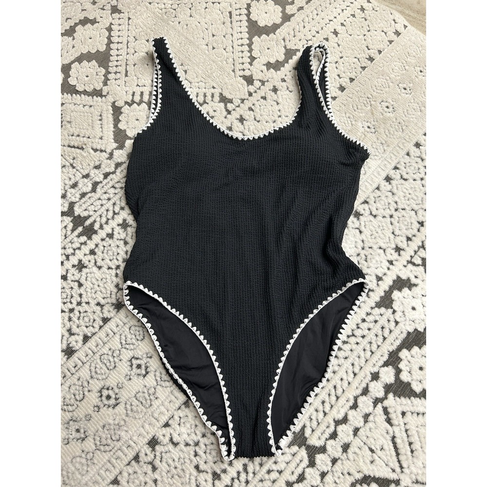 BETSEY  JOHNSON ONE  PIECE BATHING  SUIT BLACK  TEXTURED  / WHITE TRIM  XXL NWOT